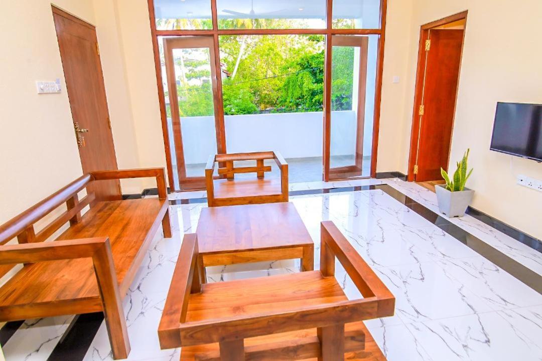 Athithi Villa Hikkaduwa Exterior photo