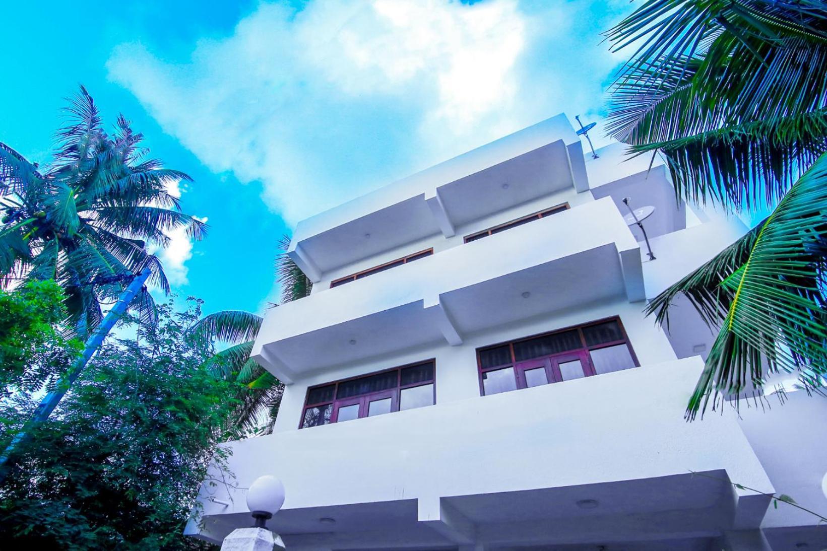 Athithi Villa Hikkaduwa Exterior photo