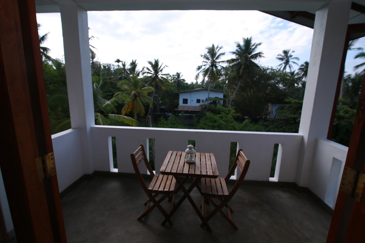 Athithi Villa Hikkaduwa Exterior photo