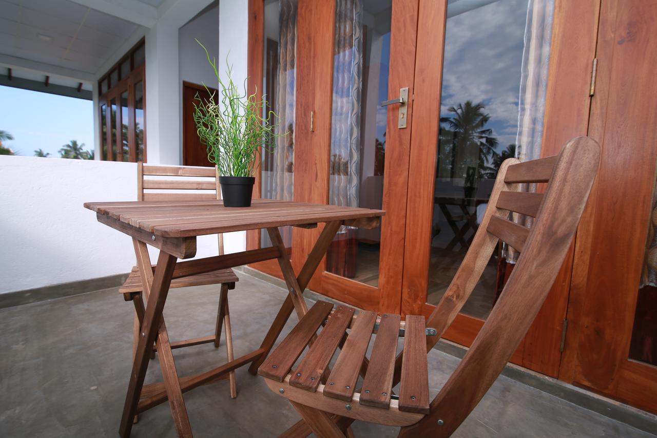 Athithi Villa Hikkaduwa Exterior photo