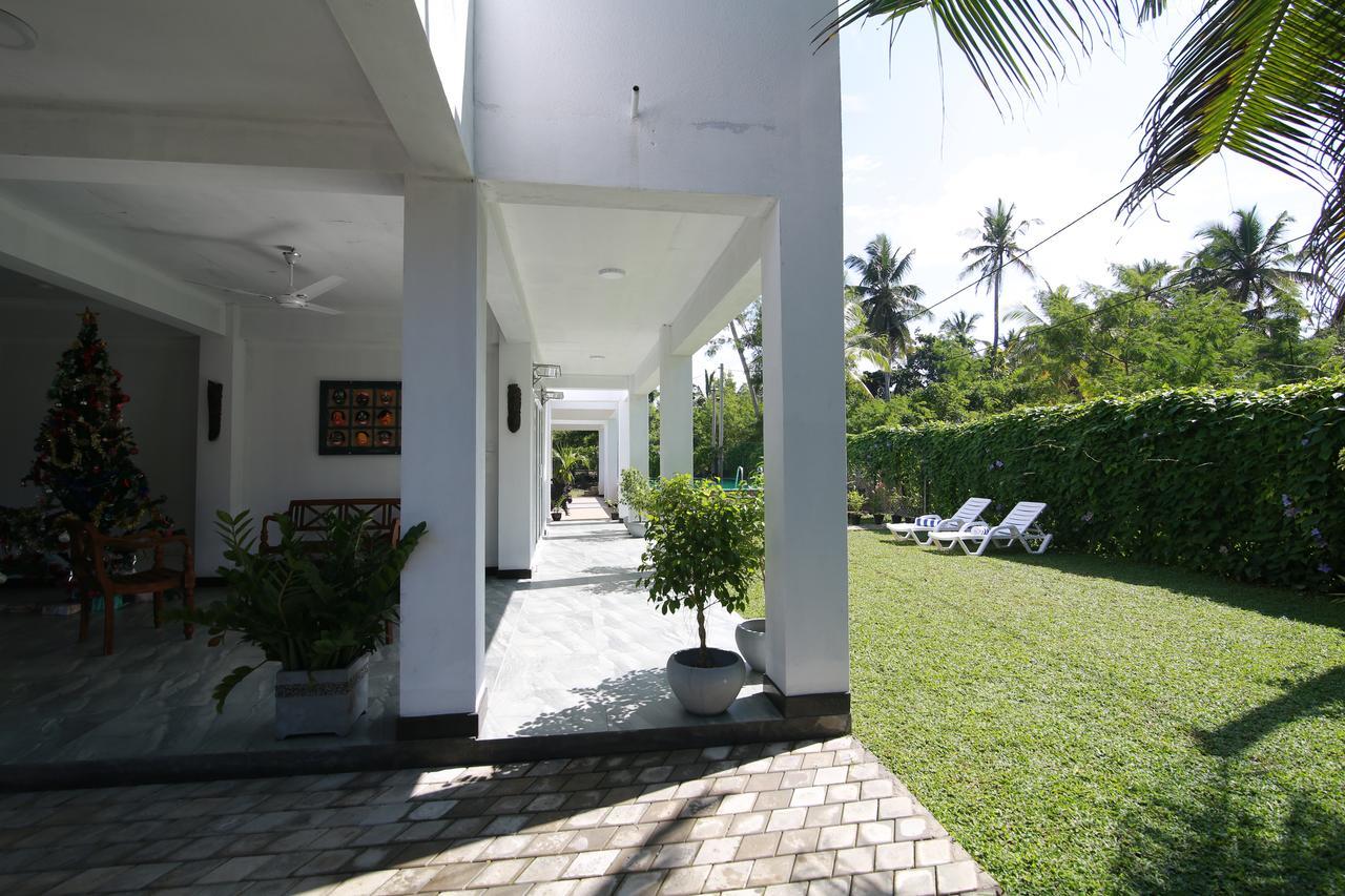 Athithi Villa Hikkaduwa Exterior photo