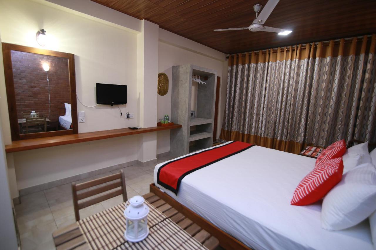 Athithi Villa Hikkaduwa Exterior photo